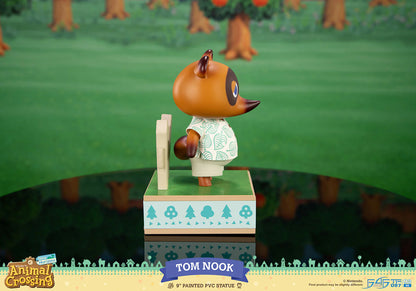 First 4 Figures: Animal Crossing New Horizons - Tom Nook 8.5 Pulgadas Preventa