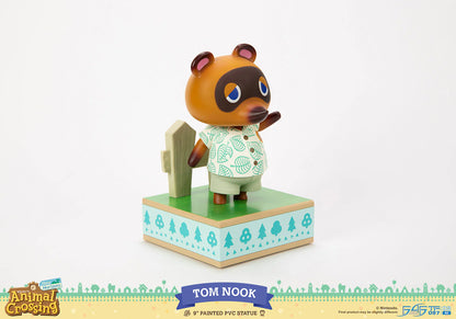 First 4 Figures: Animal Crossing New Horizons - Tom Nook 8.5 Pulgadas Preventa