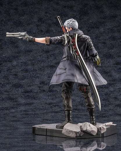 Kotobukiya ARTFX J: Devil May Cry 5 - Nero Escala 1/8 Preventa