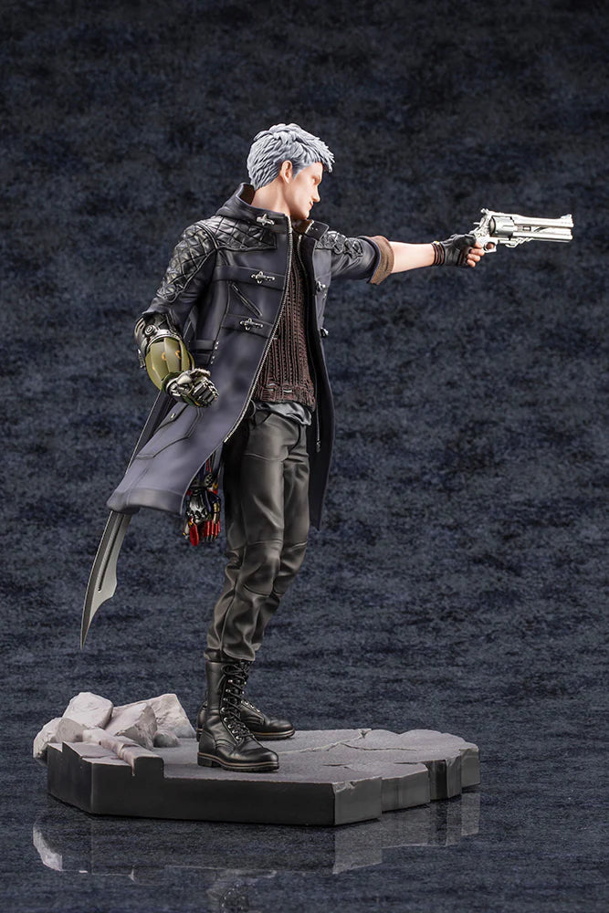 Kotobukiya ARTFX J: Devil May Cry 5 - Nero Escala 1/8 Preventa