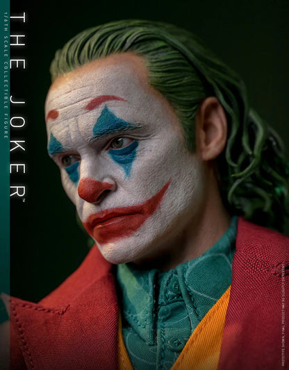 Hot Toys DX Series: DC Comics - The Joker Escala 1/6 Preventa